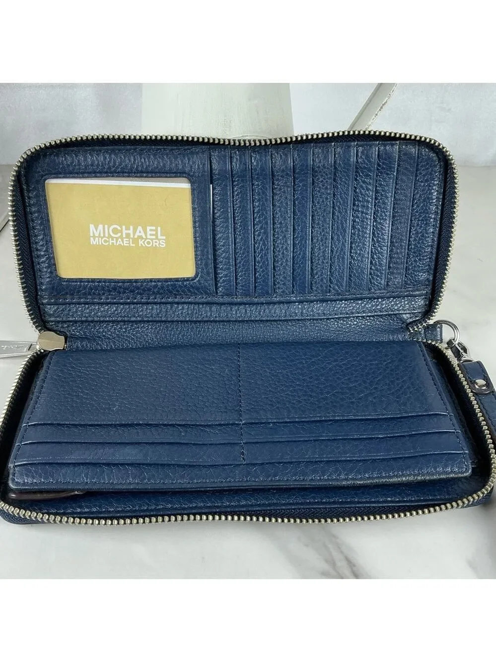 Michael Kors Jet Set Travel Dark‎ Navy Blue Leather Wristlet Large Wallet
